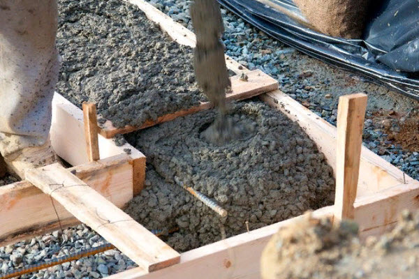 Сколько застывает бетон в опалубке