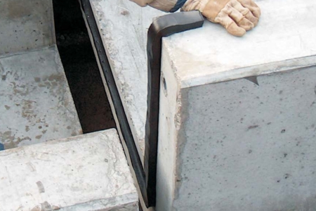 Лента уплотнительная для герметизации стыков в сборных бетонных конструкций RubberElast