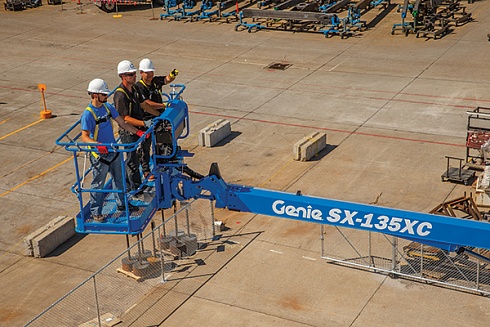 Подъёмник Genie SX-135 XC